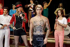 Madrid Wax Museum | Entrances