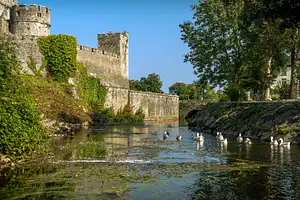 Blarney, Rock of Cashel and Cahir Castles Tour
