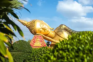 38 Day Grand Loop Adventure Tour | Bangkok to Siem Reap | Stray